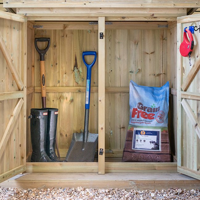 Gisburn Garden Store - Yellow Shield