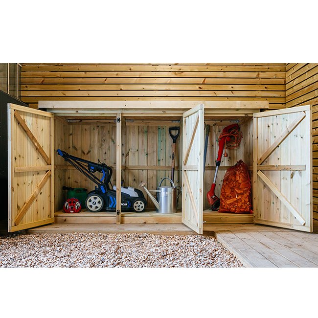 Gisburn Garden Store - Yellow Shield