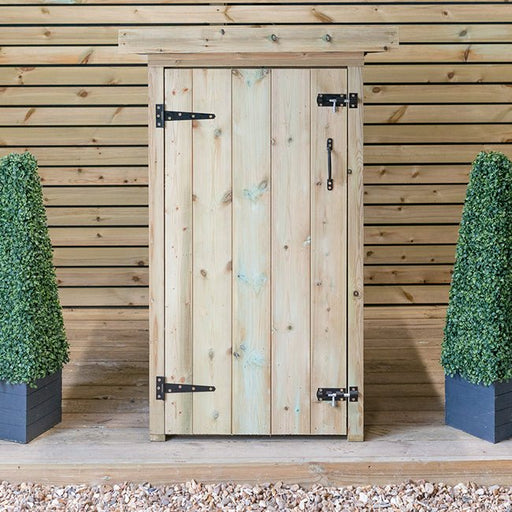 Gisburn Garden Store - Yellow Shield